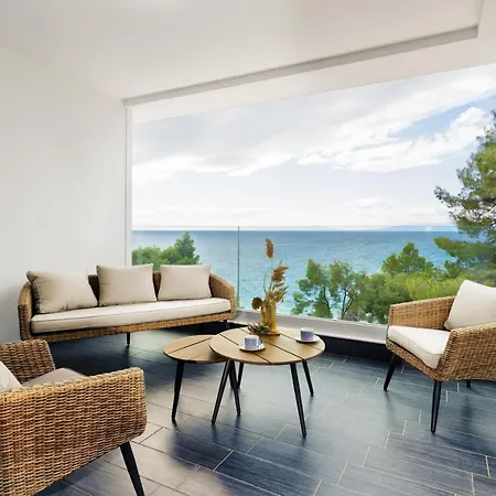 Paradise Estate Siviri